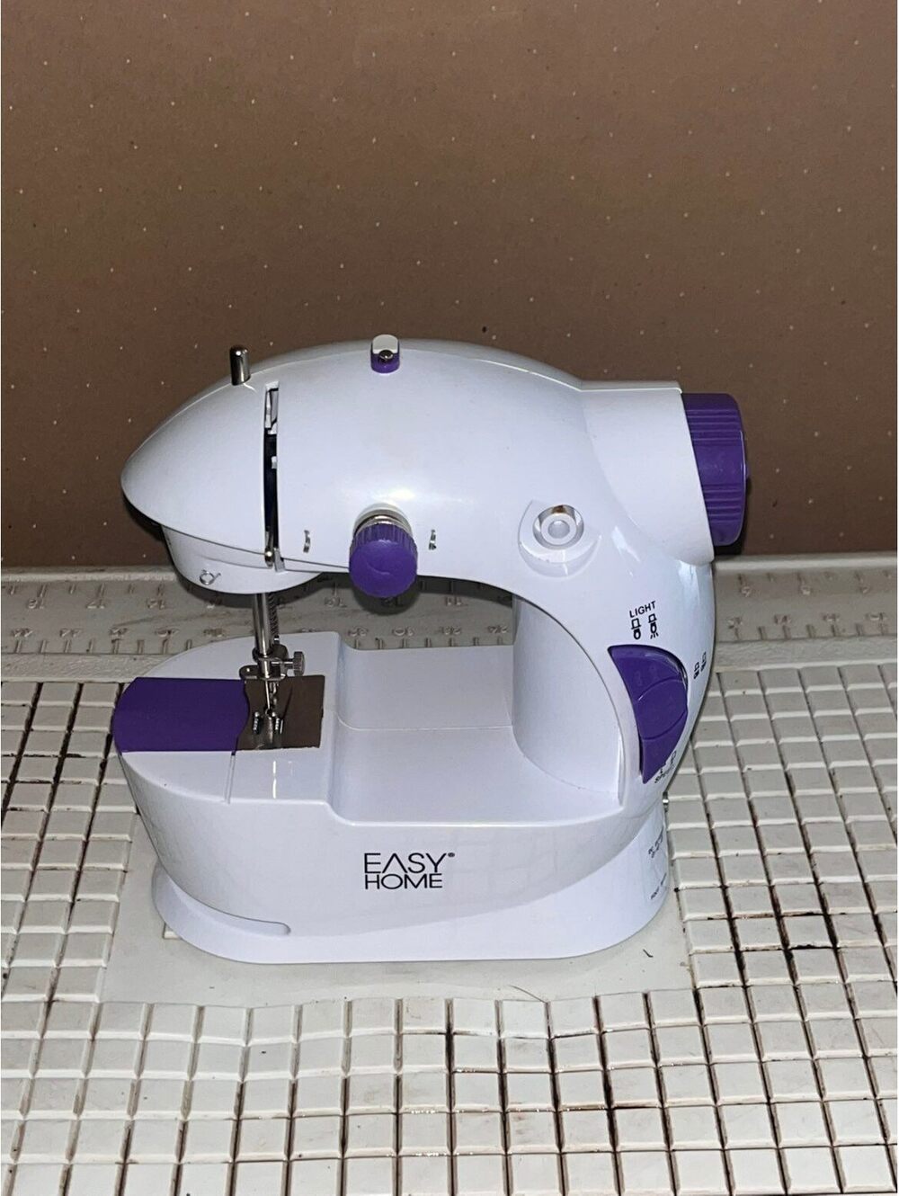 Easy Home Mini Sewing Machine - Compact and Portable